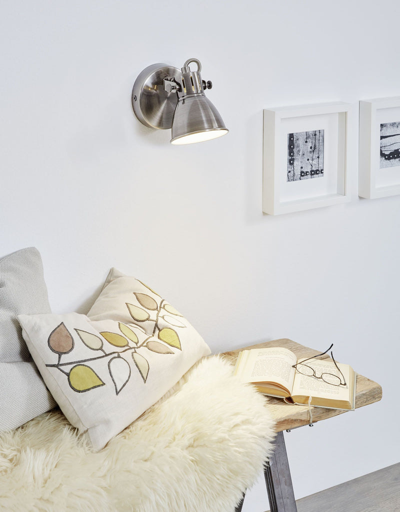 Load image into Gallery viewer, Projector Eglo seras 1 x LED 96552