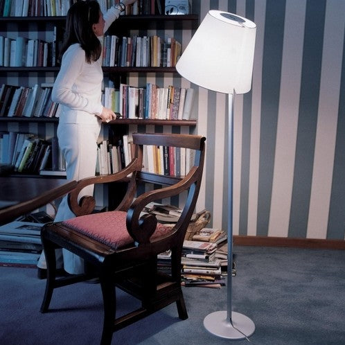 Load image into Gallery viewer, Candeeiro de Pé Artemide Melampo Mega Cinza 0577010A