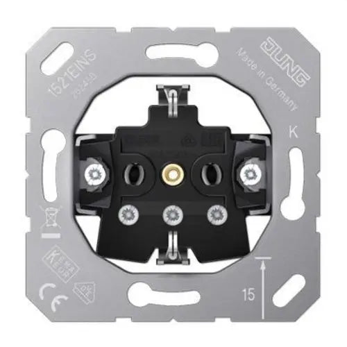 Chargez l'image dans la visionneuse de la galerie, tomada-schuko-jung-1521eins