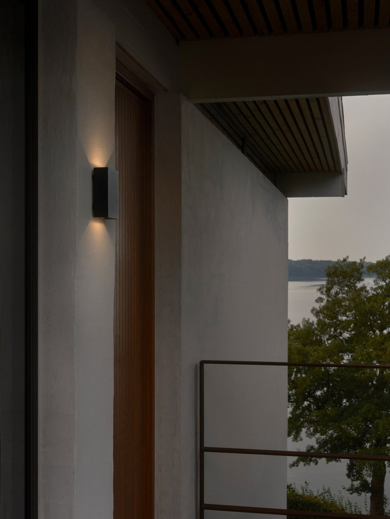 Carregue imagem no visualizador da galeriaAplique de Parede Exterior Preto Seaside Fold 10 NORDLUX
