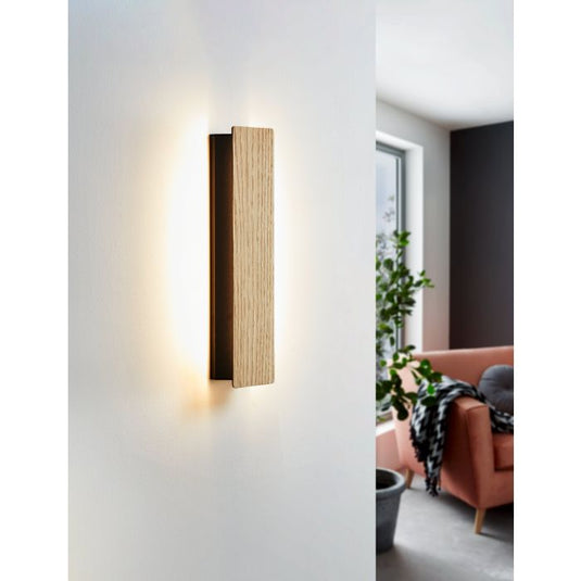 Aplique de Parede LED com Madeira e Aço Preto ZUBIALDE EGLO