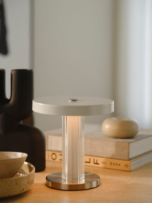 Candeeiro de Mesa Portátil Branco TREZZI NORDLUX