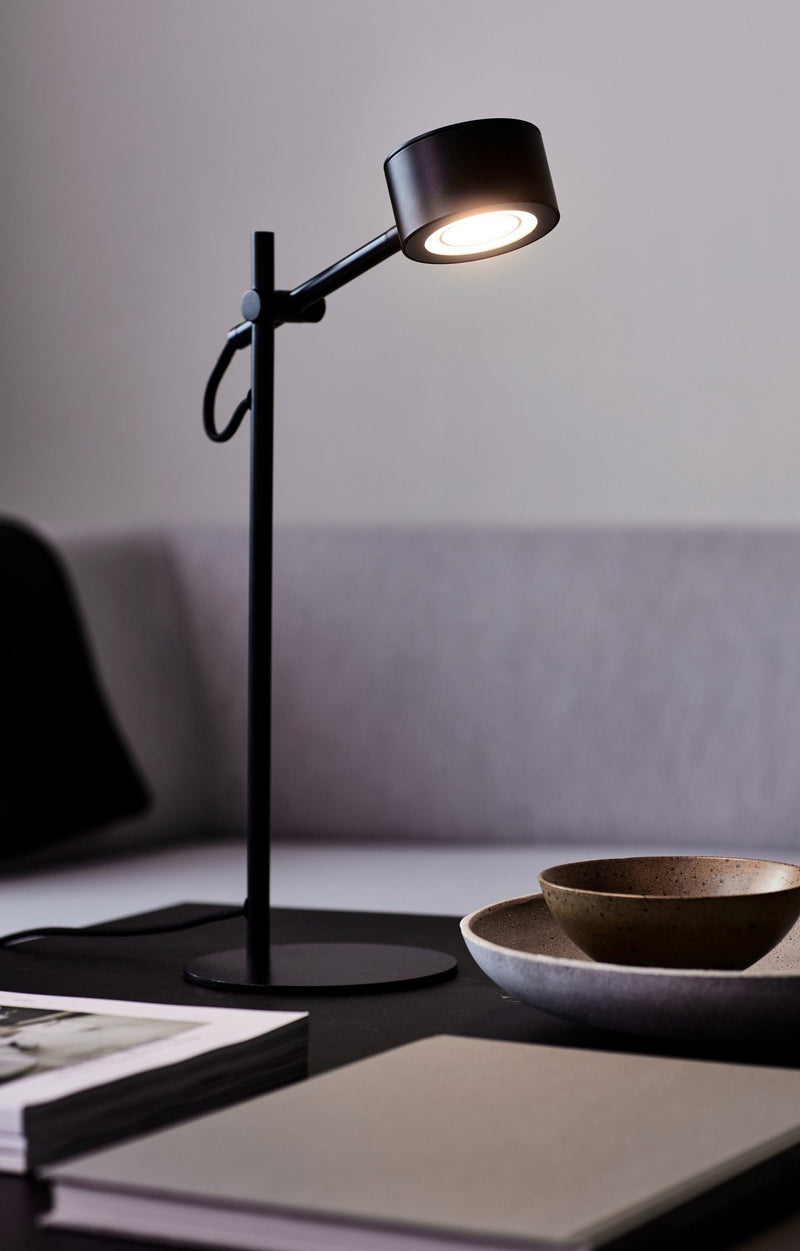 Carregue imagem no visualizador da galeriaCandeeiro de Mesa Preto com LED Regulável Moodmaker™ NORDLUX
