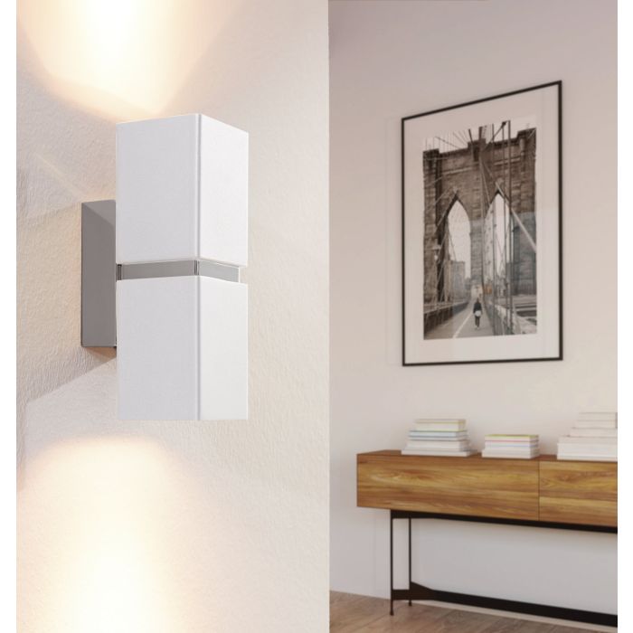 Carregue imagem no visualizador da galeriaAplique de Parede LED Branco com Detalhes Cromados PASSA EGLO

