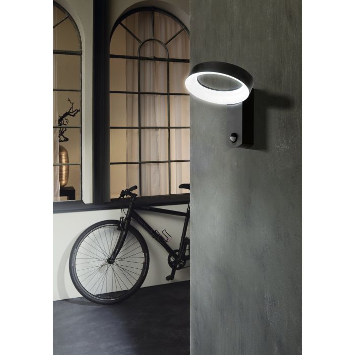 Load image into Gallery viewer, Aplique de Parede Exterior LED com Sensor de Movimento PERNATE EGLO
