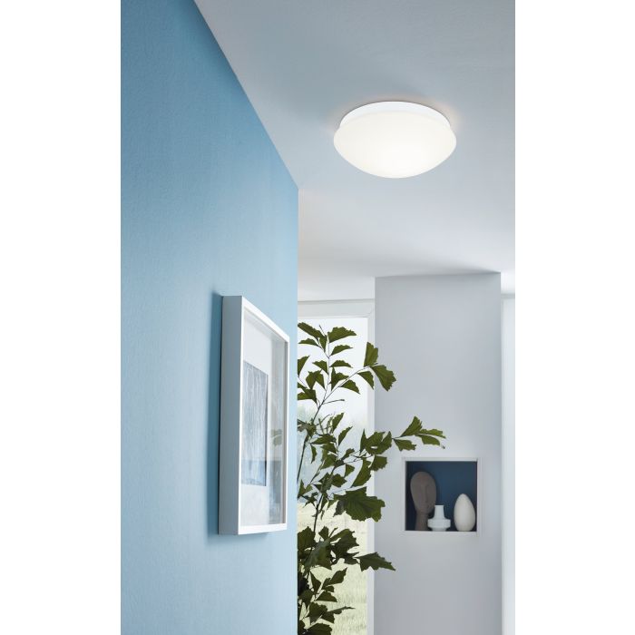 Carregue imagem no visualizador da galeriaCandeeiro de teto LED com sensor de movimento BARI-M EGLO
