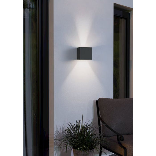 Aplique de Exterior LED com Painéis Ajustáveis Preto CALPINO EGLO