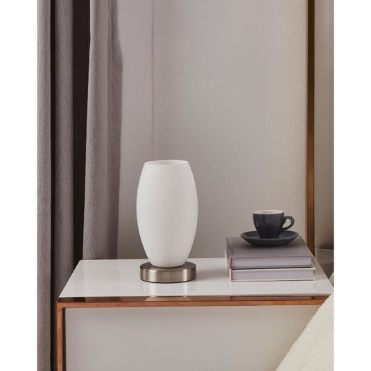 Candeeiro de Mesa com Base Níquel Fosco e Abajur Branco BATISTA 3 EGLO
