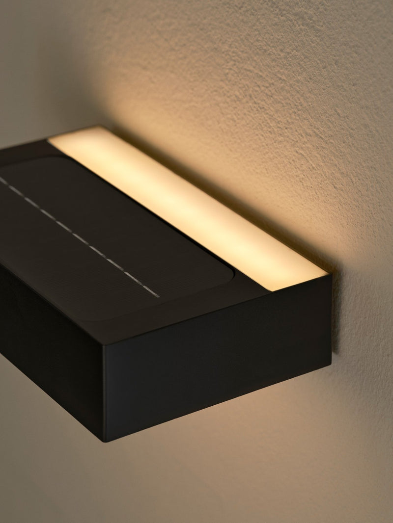 Carregue imagem no visualizador da galeriaAplique de Parede Solar Preto com Sensor de Movimento MONAY NORDLUX
