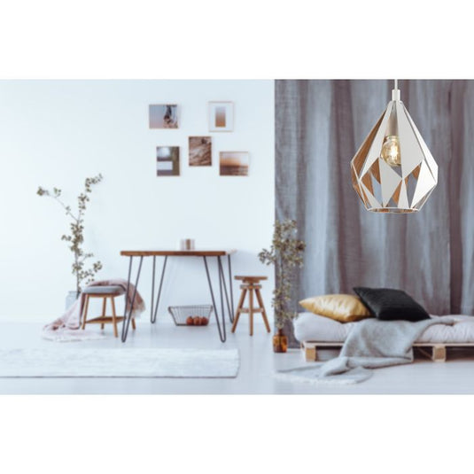 Candeeiro de teto suspenso com abajur de metal branco e interior dourado CARLTON 1 EGLO