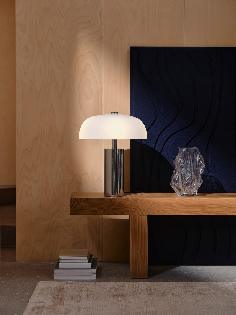 Chargez l'image dans la visionneuse de la galerie, Candeeiro de Mesa Elegante com Vidro Opalino e Metal Gabrielle NORDLUX
