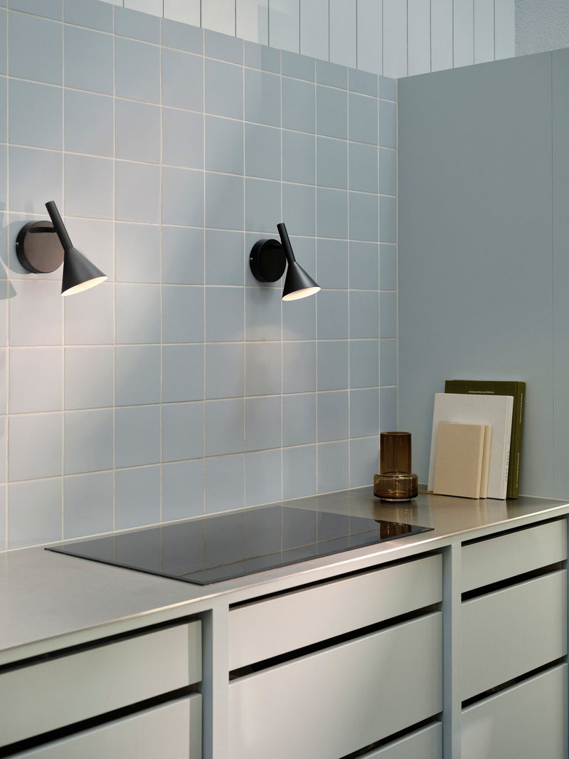 Carregue imagem no visualizador da galeriaAplique de Parede Preto Kelvis NORDLUX
