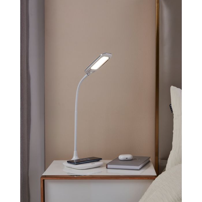 Carregue imagem no visualizador da galeriaCandeeiro de Mesa LED com Carregamento Sem Fios MASSERIE EGLO
