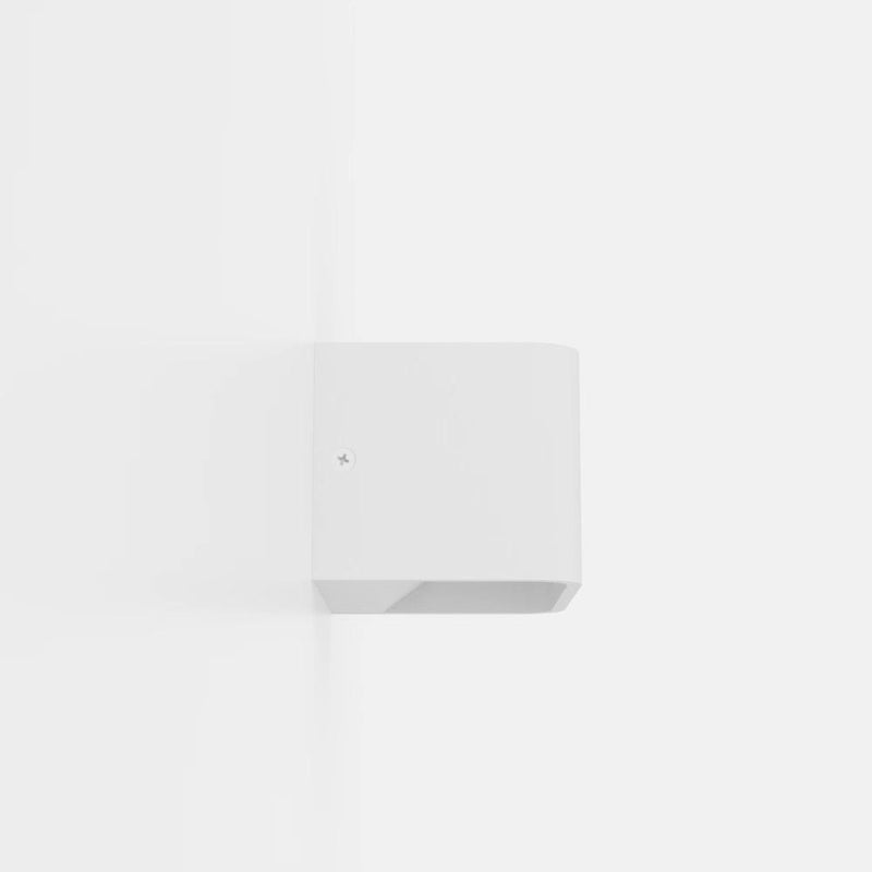 Cargue la imagen en el visor de la galería, Aplique de Parede LED com Corpo Cubo em Alumínio Branco SANIA 4 EGLO
