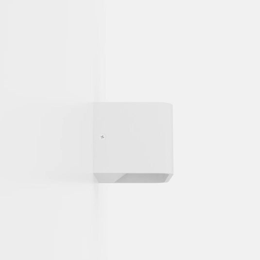Aplique de Parede LED com Corpo Cubo em Alumínio Branco SANIA 4 EGLO