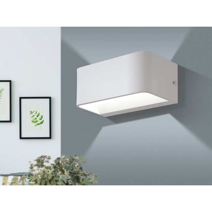 Cargue la imagen en el visor de la galería, Aplique de Parede LED com Corpo Cubo em Alumínio Branco SANIA 4 EGLO
