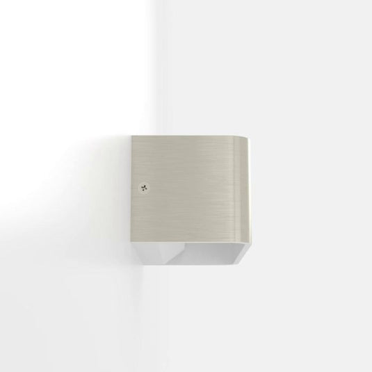 Aplique de Parede LED com Corpo Cubo Níquel Mate SANIA 4 EGLO