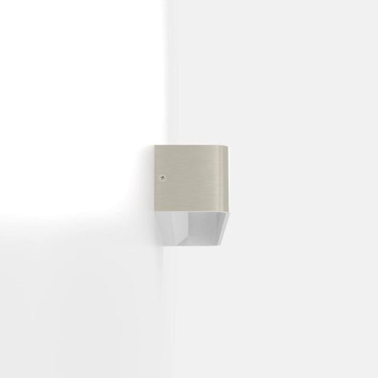 Aplique de Parede LED com Corpo Cubo Níquel Mate SANIA 4 EGLO