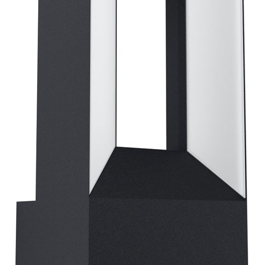 Aplique LED Exterior com Corpo em Alumínio Fundido Preto RIFORANO EGLO