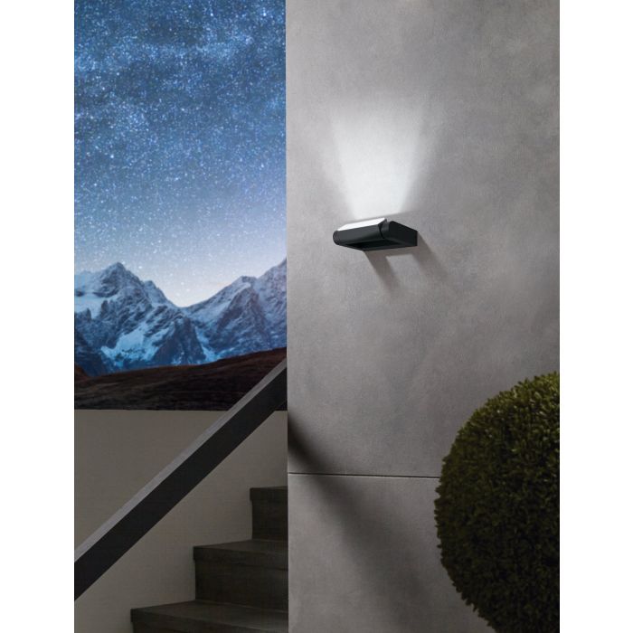 Chargez l'image dans la visionneuse de la galerie, Aplique de Parede Exterior com LED e Alumínio Fundido BRIANZA EGLO
