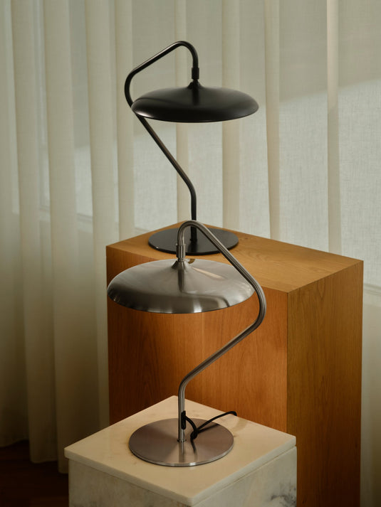 Candeeiro de Mesa Preto Minimalista com Cabeça Inclinável Artist NORDLUX