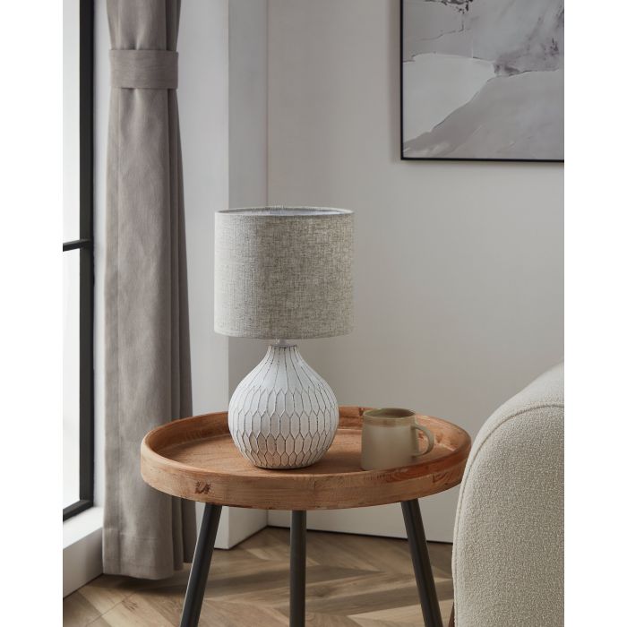 Chargez l'image dans la visionneuse de la galerie, Candeeiro de Mesa com Base em Cerâmica e Abajur de Tecido Castanho Pálido BELLARIVA 3 EGLO
