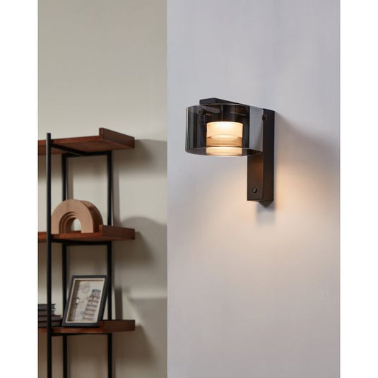Aplique de Parede LED com Vidro Preto Fumado COPILLOS EGLO