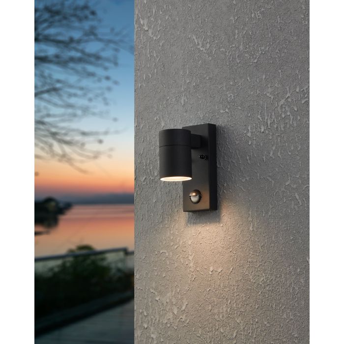 Load image into Gallery viewer, Aplique de Parede LED Exterior com Sensor de Movimento RIGA 5 EGLO
