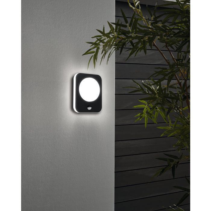 Load image into Gallery viewer, Aplique de Parede Exterior LED com Sensor de Movimento MADRIZ EGLO
