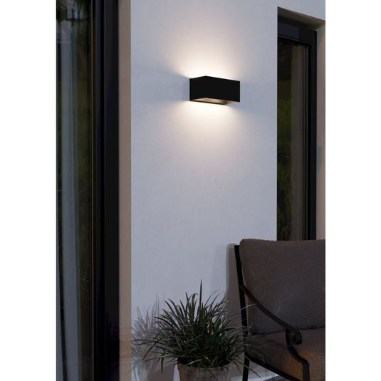 Aplique de Parede LED Exterior com Luz Branca Quente LESMO EGLO