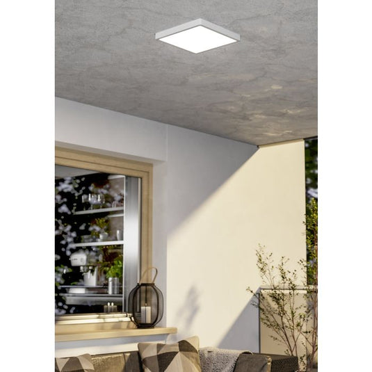 Foco de Superfície LED Branco com Proteção IP44 ARGOLIS 2 EGLO