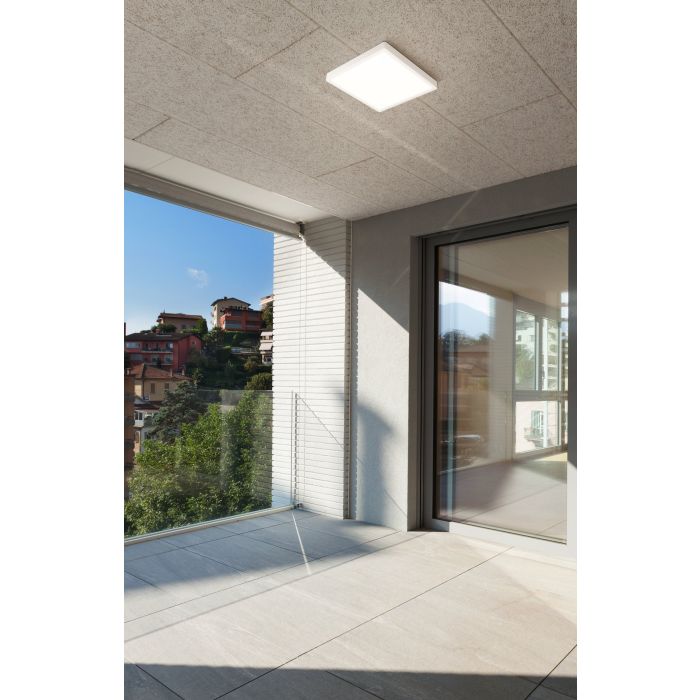Load image into Gallery viewer, Foco de Superfície LED Branco com Proteção IP44 ARGOLIS 2 EGLO
