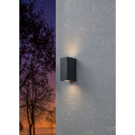 Aplique de Parede Exterior Preto com Dupla Luz GU10 JABAGA EGLO