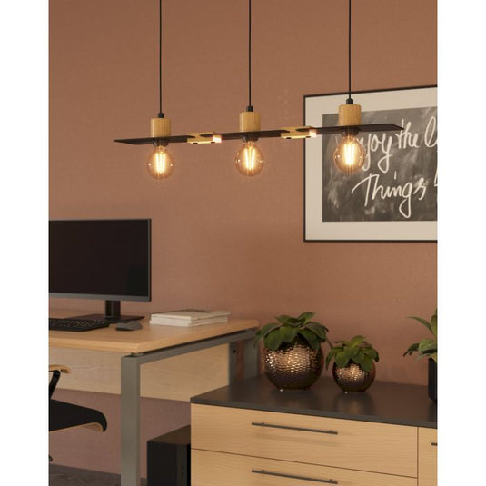Candeeiro de teto suspenso com madeira natural e metal preto BRAMERTON EGLO
