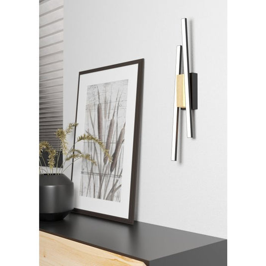 Aplique de Parede LED em Metal Preto e Madeira Natural PANAGRIA EGLO