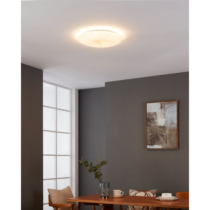 Load image into Gallery viewer, Plafon LED com Detalhes em Ouro Branco e Luz Branca Quente NIEVES 1 EGLO
