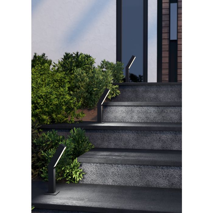 Load image into Gallery viewer, Base Exterior Preta com Duas Fontes de Luz UGENTO EGLO
