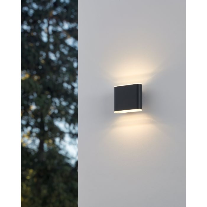 Carregue imagem no visualizador da galeriaAplique de Parede Exterior Antracite com LED e CCT GRUTTI EGLO
