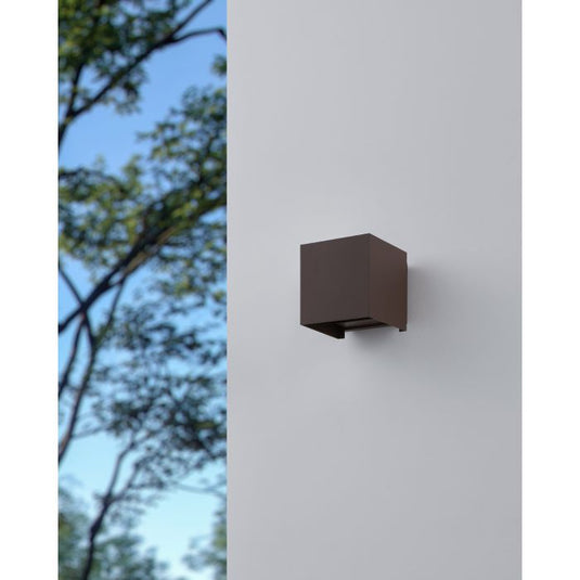 Aplique de Parede Exterior com Abas Ajustáveis Castanho Ferrugem CALPINO 3 EGLO