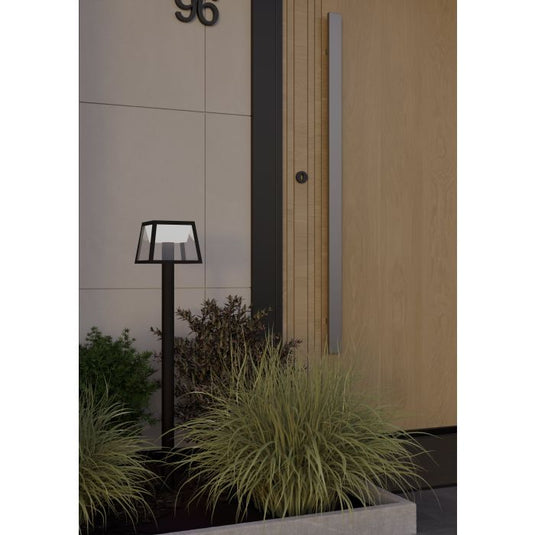 Candeeiro de Pé Solar LED com Sensor de Movimento Preto e Branco ALTILIA EGLO