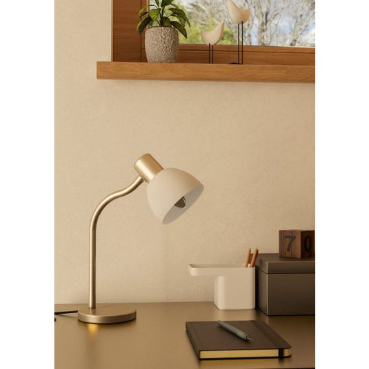 Candeeiro de Mesa com Pé em Níquel Mate e Vidro Branco MACERE EGLO