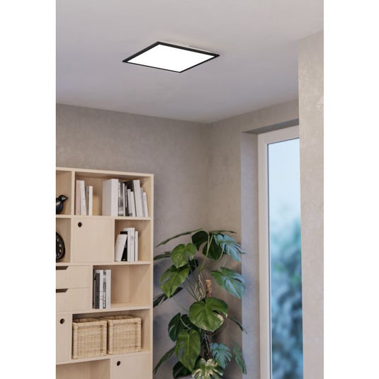 Candeeiro de teto LED quadrado preto mate MORADILLO-Z EGLO