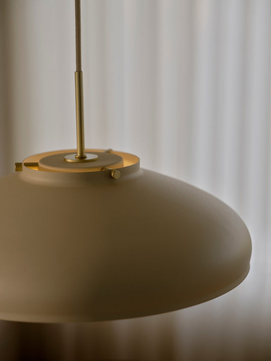 Pendente Bege com Vidro Opalino e Metal Latif NORDLUX