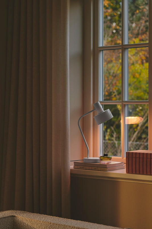 Candeeiro de Mesa Minimalista com Abajur Flexível MATIS NORDLUX