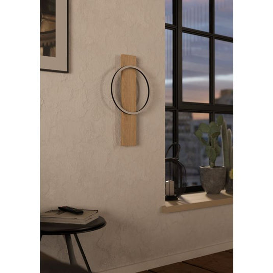 Aplique de Parede LED Preto com Detalhe em Carvalho BOYAL EGLO