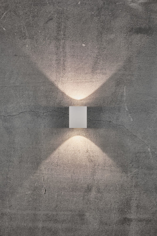 Aplique de Parede Exterior com Quatro Efeitos de Luz Canto Kubi 2 NORDLUX
