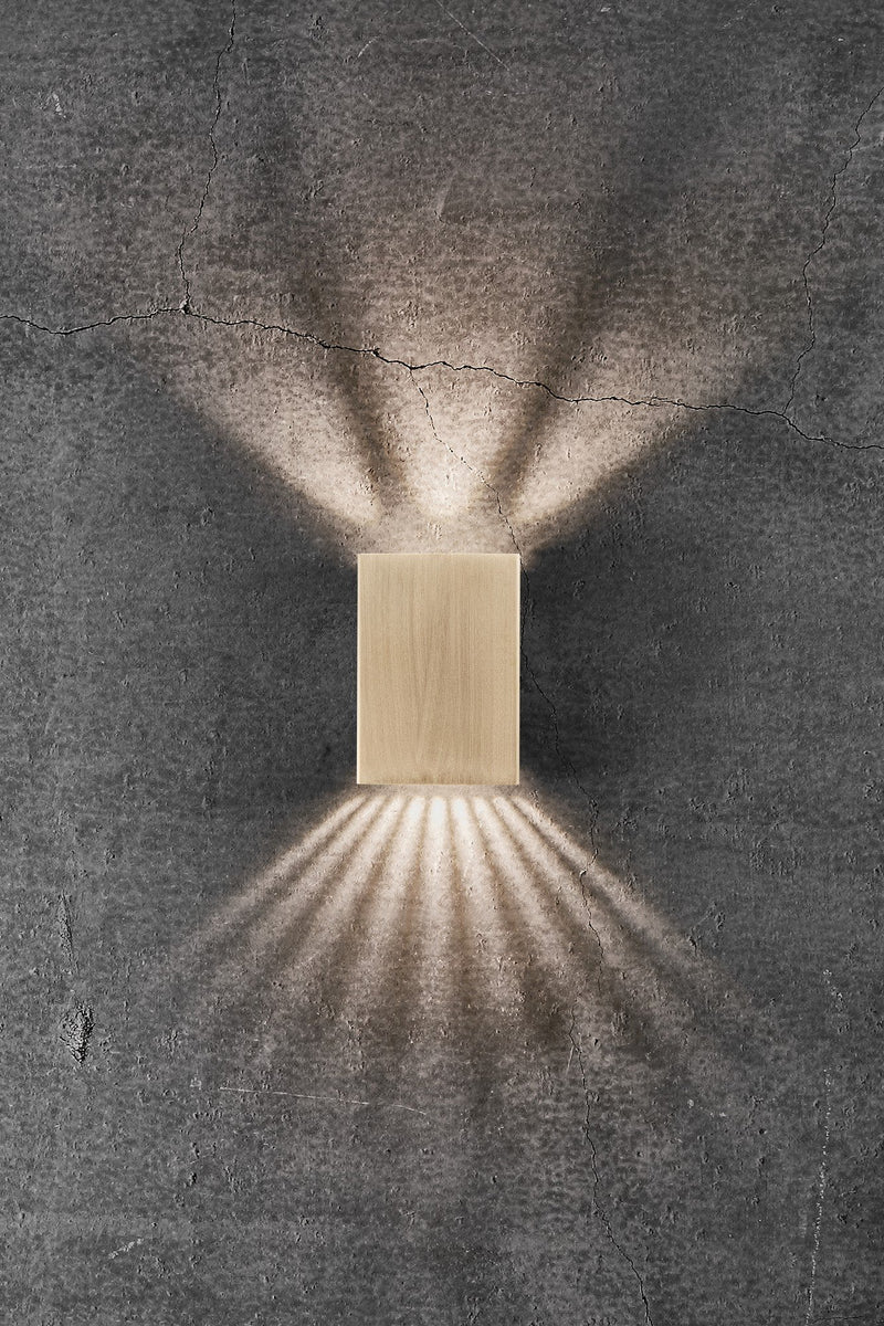 Chargez l'image dans la visionneuse de la galerie, Aplique de Parede Exterior em Latão Fold 10 NORDLUX
