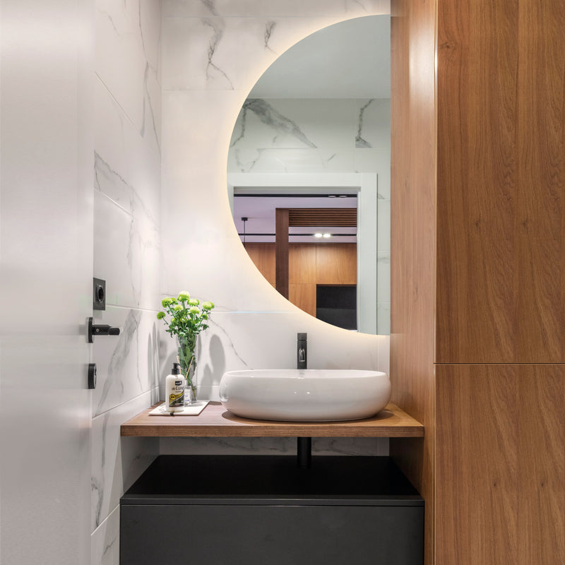 Carregue imagem no visualizador da galeriaEspelho semicircular meia lua com luz Led 3000k
