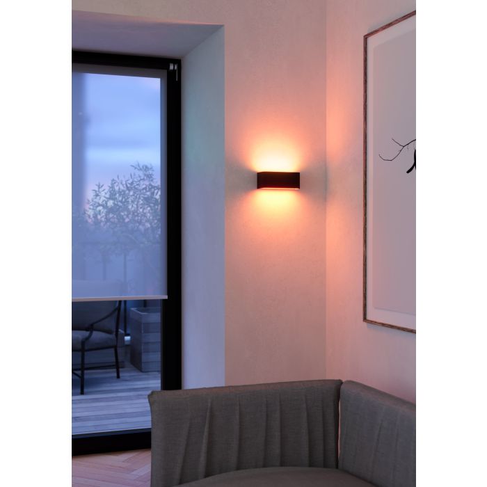 Carregue imagem no visualizador da galeriaAplique Exterior Preto com Função CCT e RGB SANIA-Z EGLO
