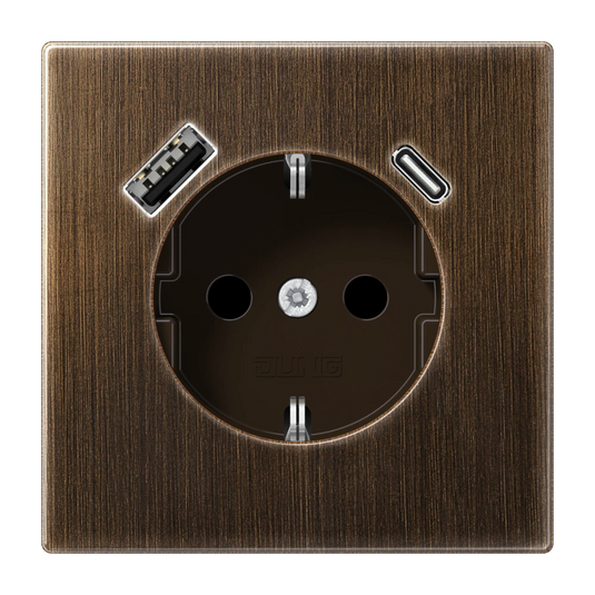 Tomada SCHUKO® com Carregador USB Tipo A e C Latão Antik Safety Plus LS JUNG